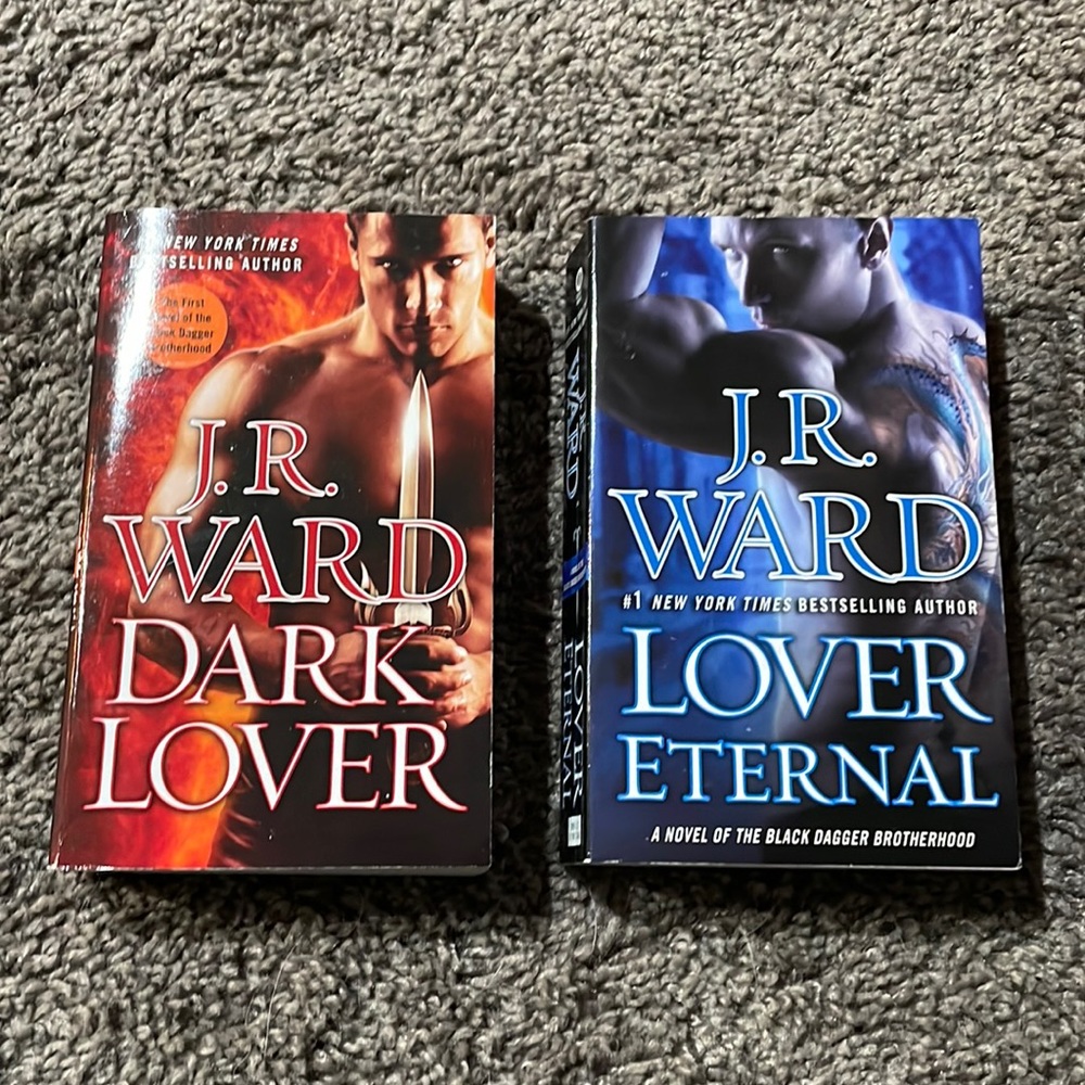 Books 1+2 Black Dagger Brotherhood